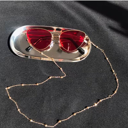 Wavy Chain Elegance
